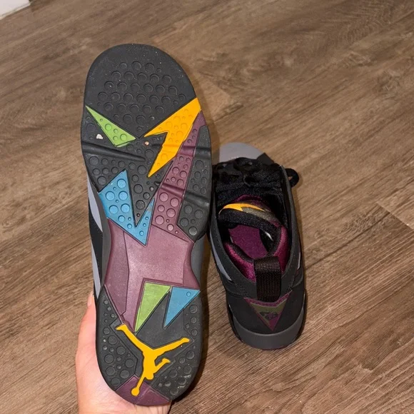 Jordan Kids Black and Gray Sneakers - Picture 5 of 6